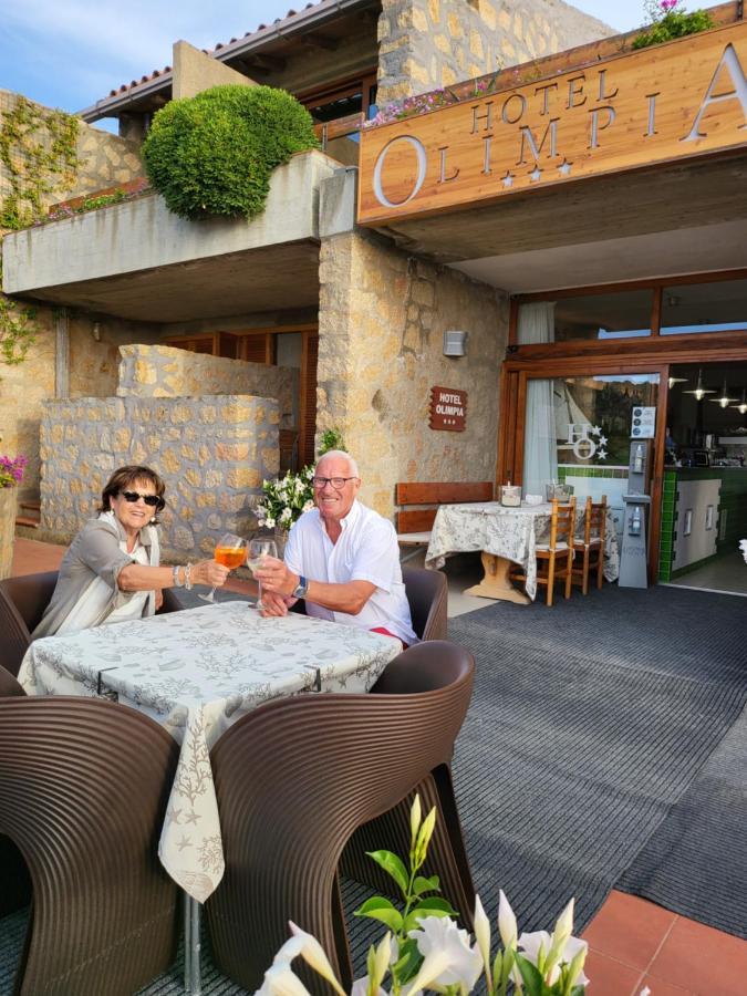 Hotel Olimpia Baja Sardinia Eksteriør billede