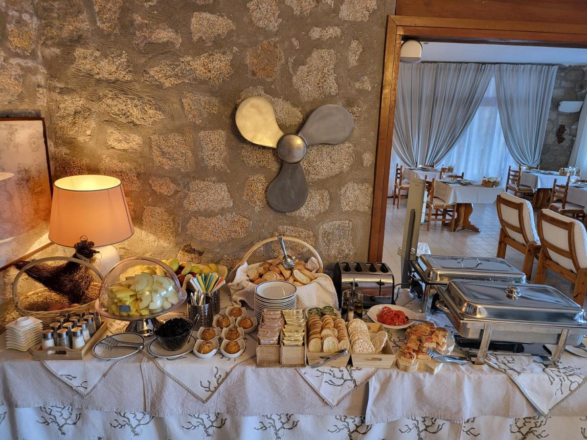 Hotel Olimpia Baja Sardinia Eksteriør billede