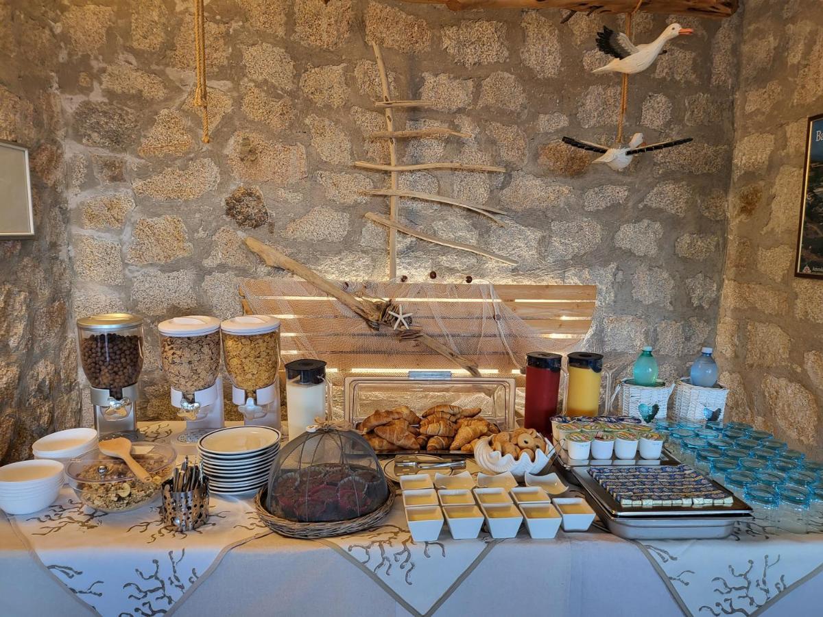 Hotel Olimpia Baja Sardinia Eksteriør billede