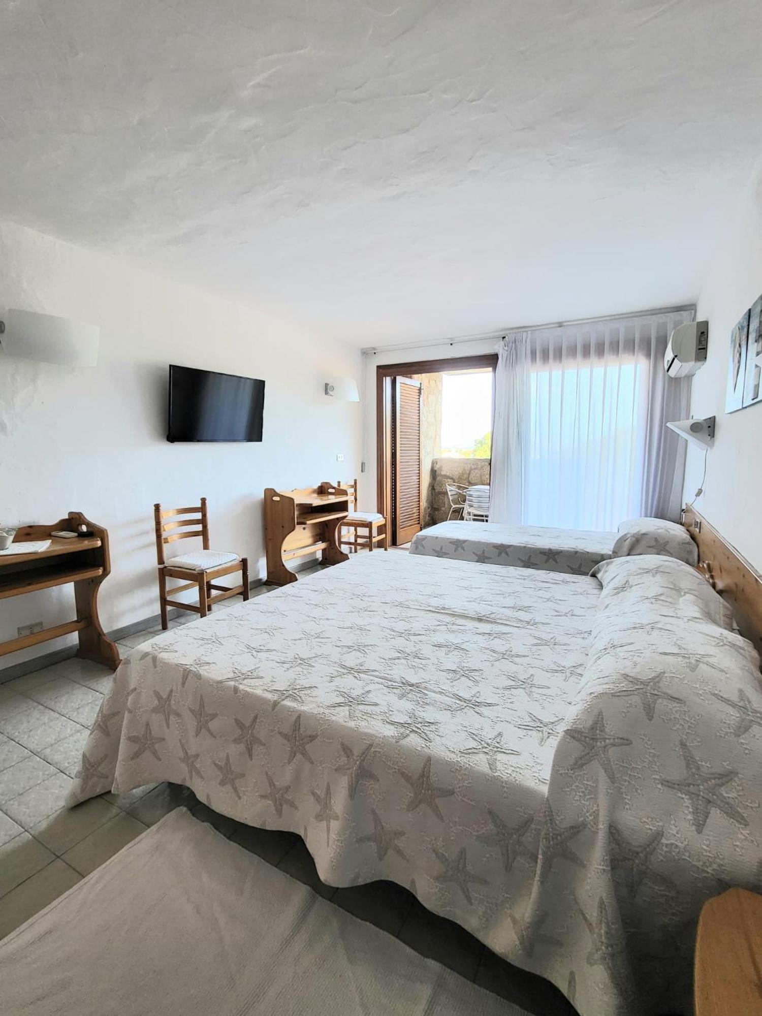 Hotel Olimpia Baja Sardinia Eksteriør billede