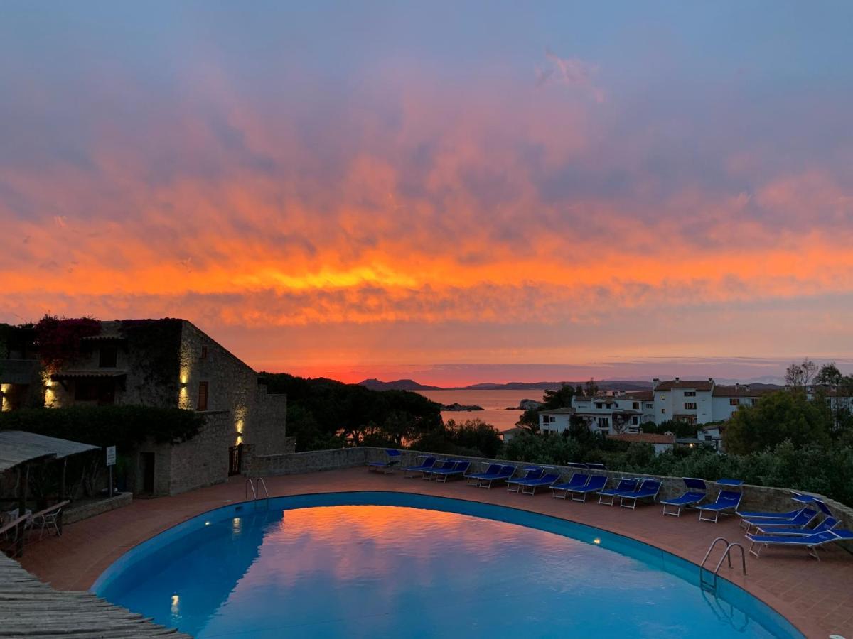 Hotel Olimpia Baja Sardinia Eksteriør billede